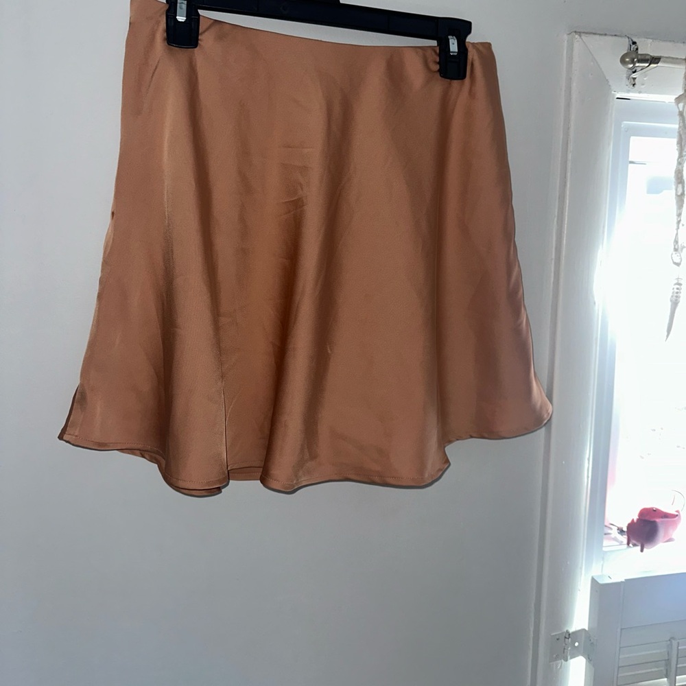 Rust colored skort - Picture 2 of 13